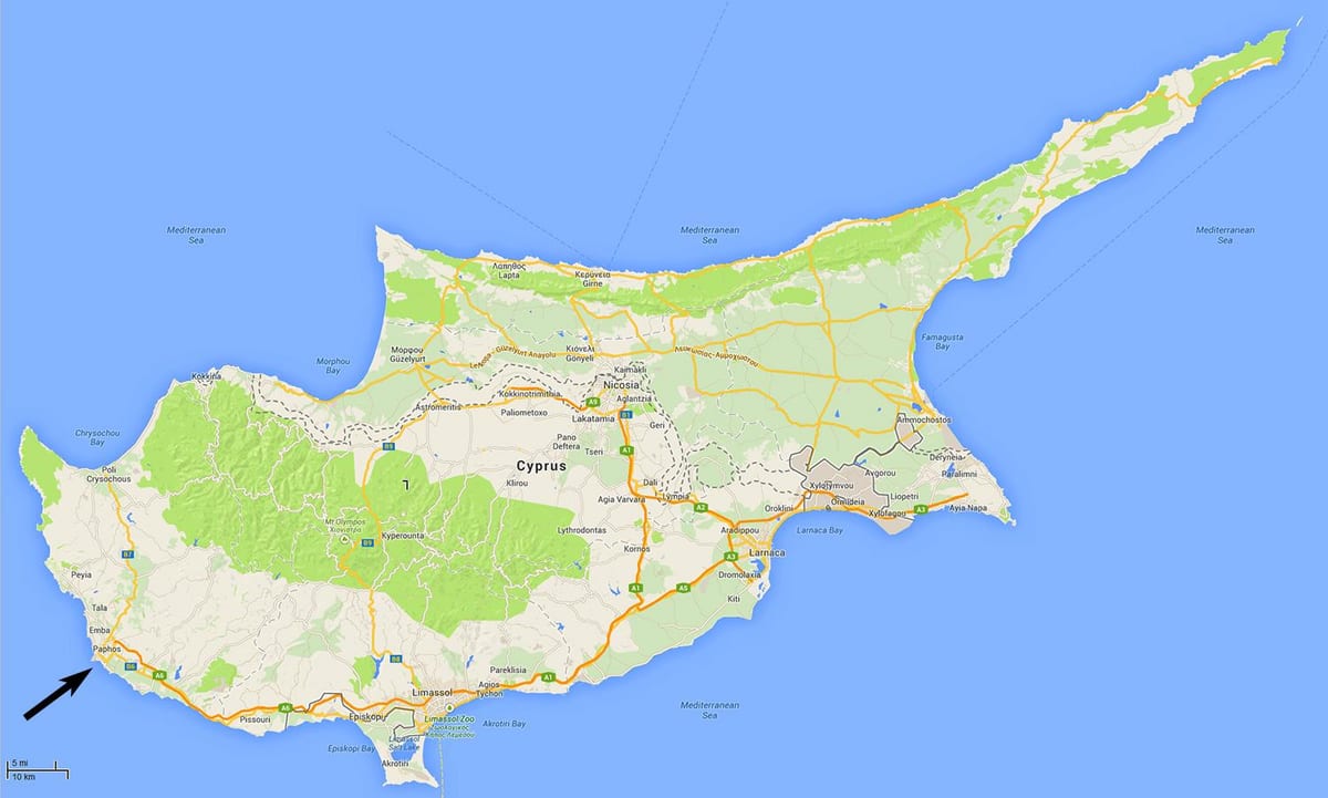 Kıbrıs haritası havaalanları gösteriliyor